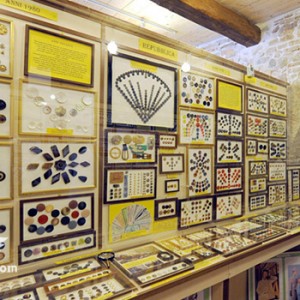 santarcangelo-museo-dei-bottoni